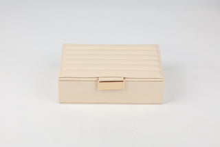 Elegance Beige Jewelry Organizer