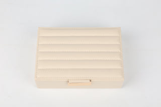 Elegance Beige Jewelry Organizer