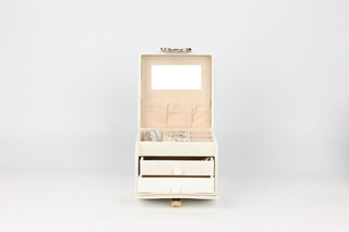 Chérie Belle Jewelry Case