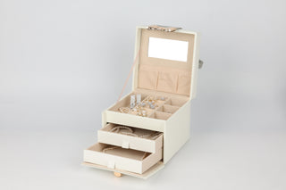 Chérie Belle Jewelry Case
